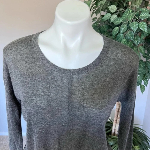NWT Madewell Women’s Modern Tie Front Lightweight Sweater Grey - Picture 3 of 9